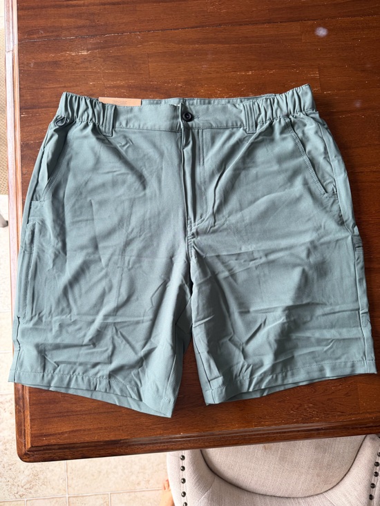 Eddie Bauer Other - NWT Eddie Bauer Men's Shorts in Sage Green, size L